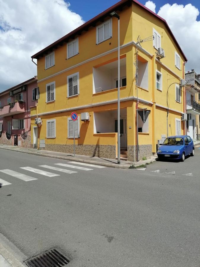Appartement Casa Vacanze Lo Specchio à Iglesias Extérieur photo